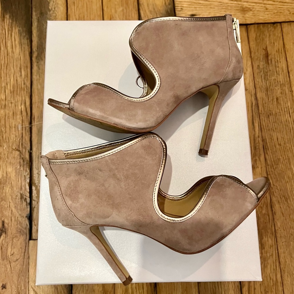 ANN TAYLOR Moira Peep Toe Suede Leather Heels - Picture 7 of 10